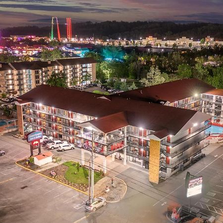 Americana Inn A Travelodge By Wyndham Pigeon Forge Bagian luar foto