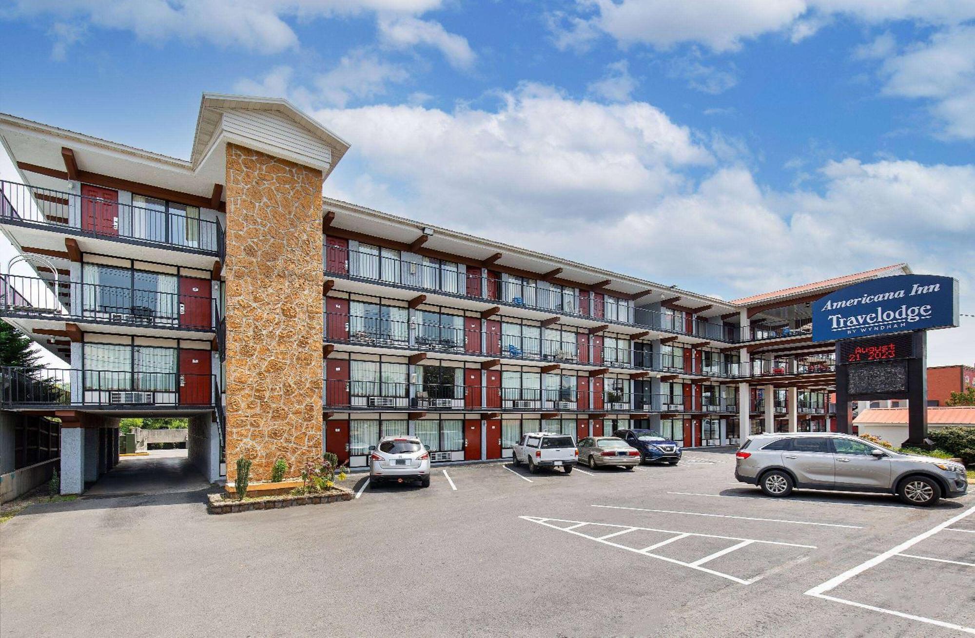 Americana Inn A Travelodge By Wyndham Pigeon Forge Bagian luar foto