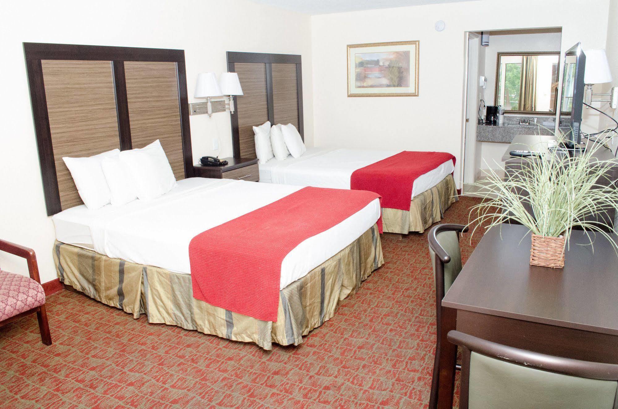 Americana Inn A Travelodge By Wyndham Pigeon Forge Bagian luar foto